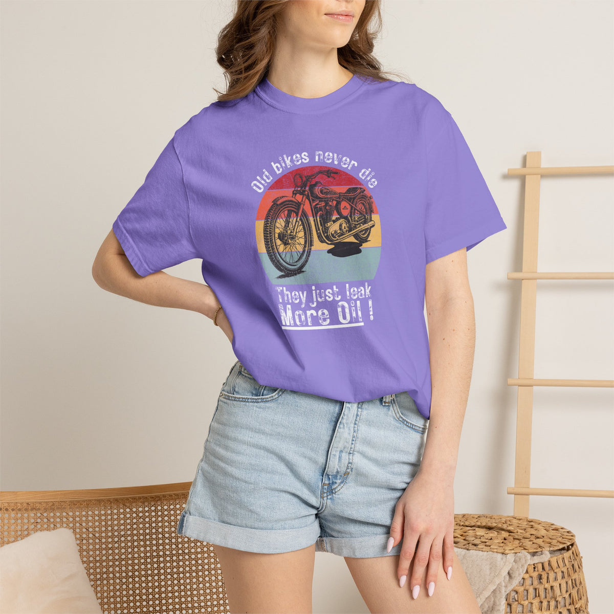 Non UK Sales Motorbike t-shirt (Old bikes never die, They just leak more oil)  W/B