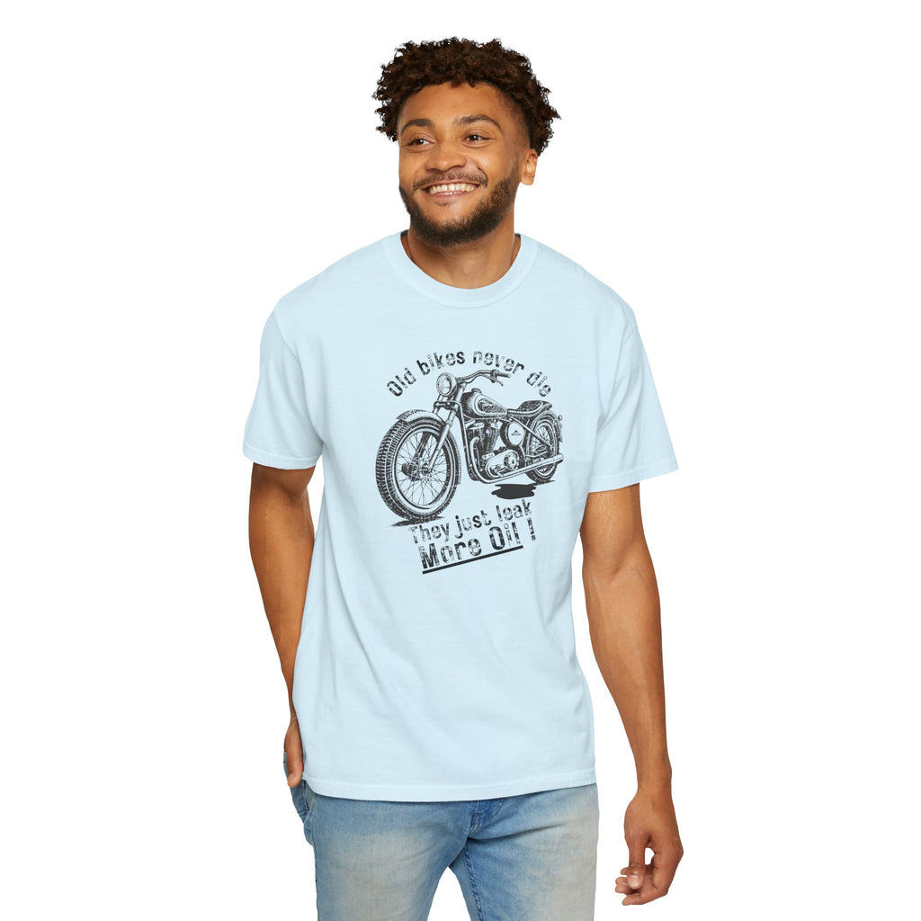 Non UK Sales Motorbike t-shirt (Old bikes never die, They just leak more oil)  B/W